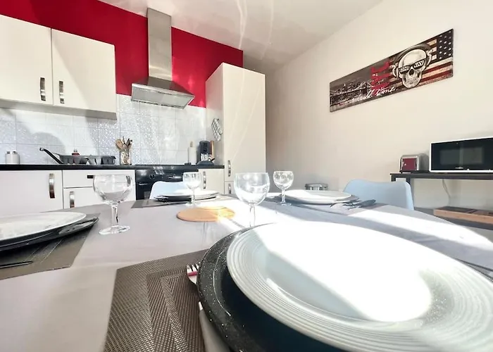 Le Calypso, Superbe T3+parking Proche Du Centre Пуатье